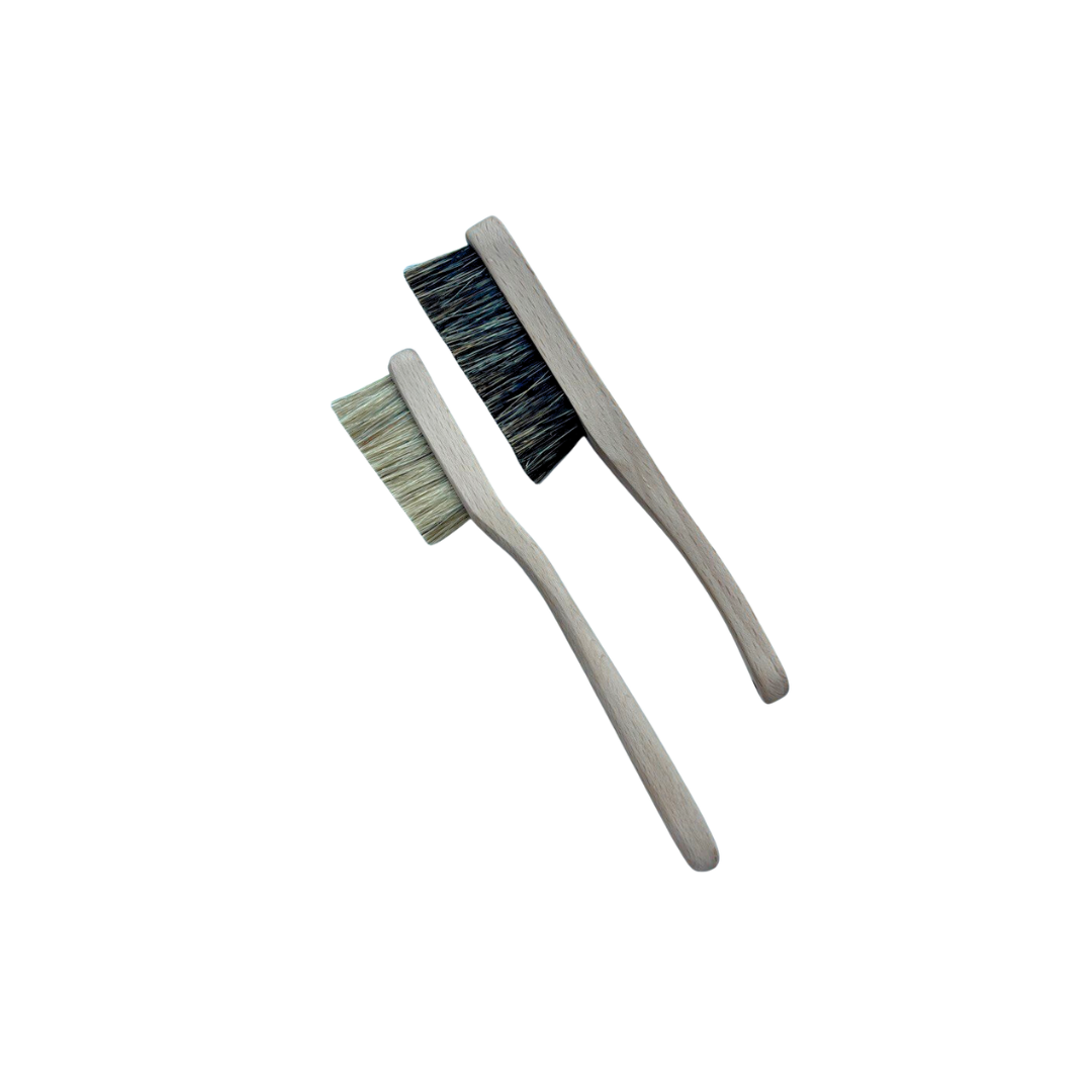 Climbing Brush