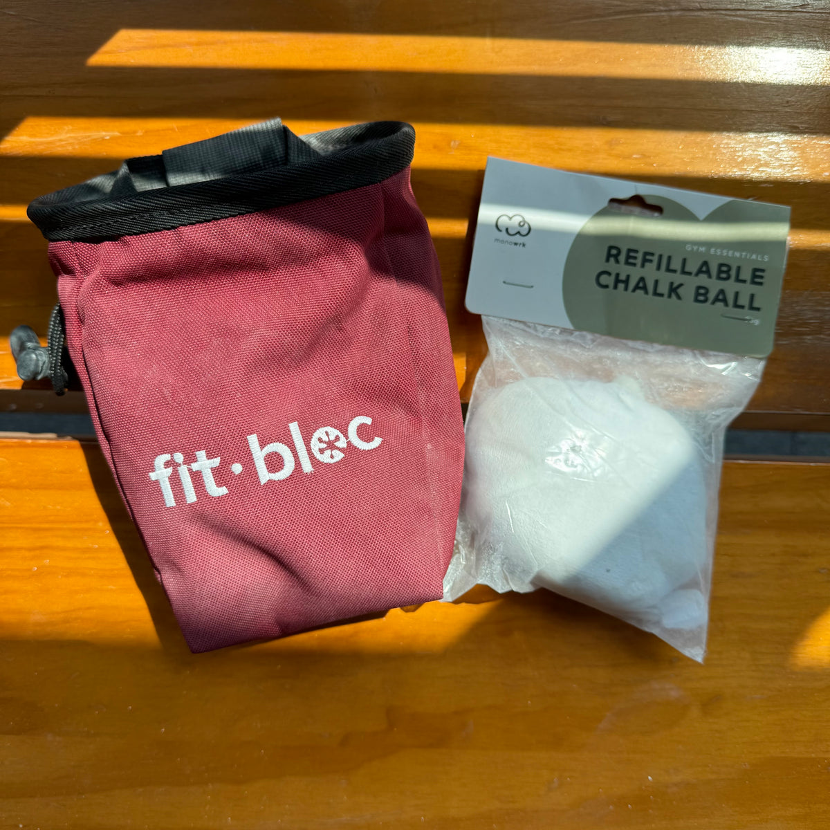Starter Pack Bundle (Chalk Bag + Chalk Ball) – monowrk
