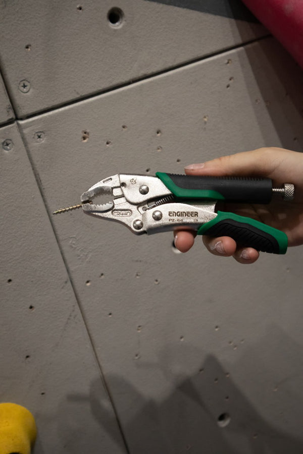 ENGINEER Screw Removal Locking Pliers